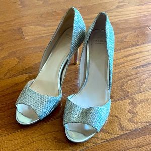 Cole Haan Antonia D'Orsay Pump Heels- Gold/Silver Glittery Grand.OS 8.5